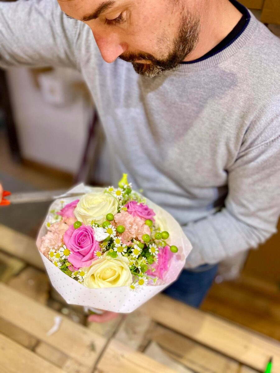 bouquet, roselline, lisianthus